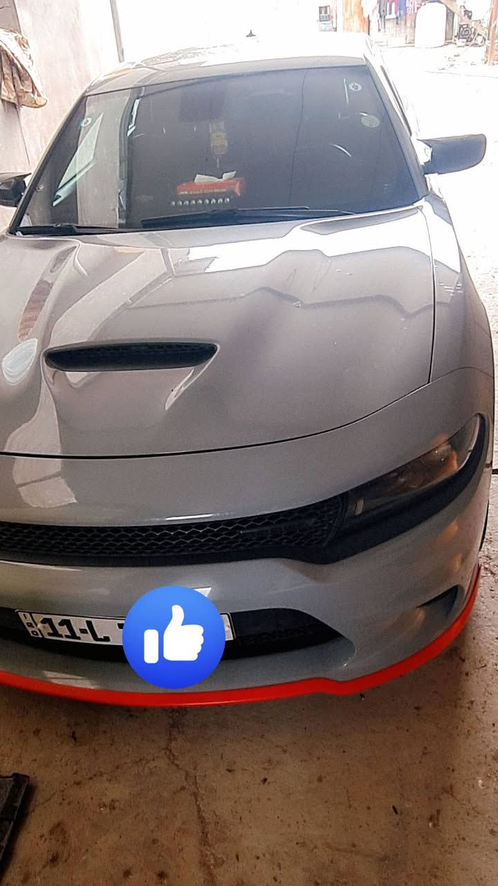 جارجر لون اسمنتي كلين بدون حادث 
محرك ٦سلندر GT
فول من غير رادار 
ماشيه ٤٠ فقط
رقم بغداد 
اتصال على رقم ***********
