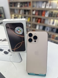 16 pro max  شرق أوسط  بطارية 98  نضافة 100/100  السعر 1,420  بغداد:077...