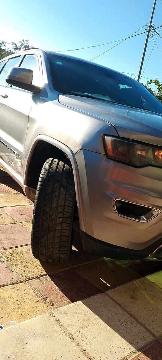 اللهم صلِّ على محمد وآل محمد سلام عليكم اللبيع جيب امريكي سياره جديده فوله موصفات وحد على وحد ضرره جاملغات فقط فتح تبريد تتفه كشنات سياره خير من الله ‏//‪***********‬‏//
