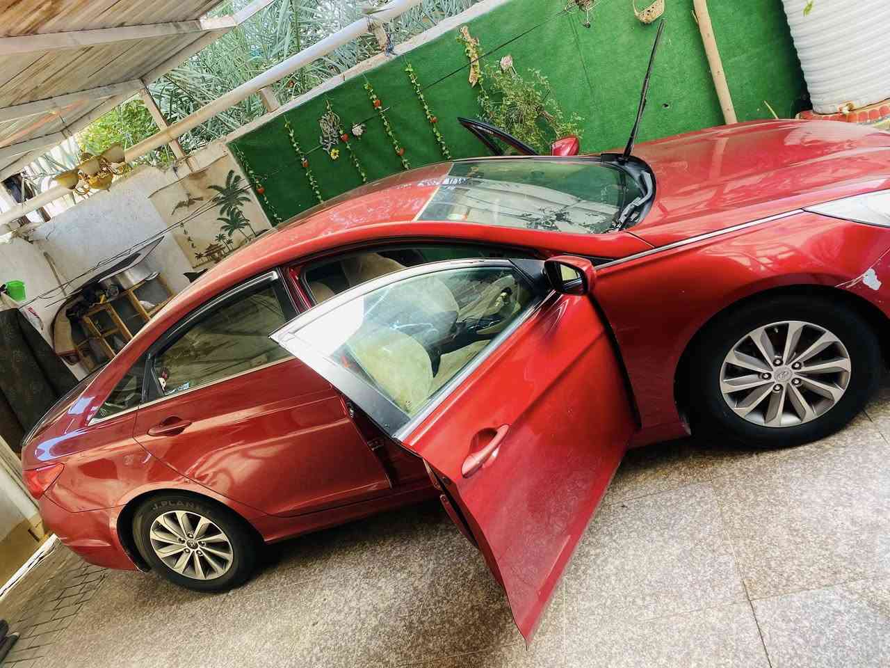 سلام عليكم سياره سوناته موديل 2013 سنويه لحد 2027 تنتهي مكاني البصره الهارثهتجيي تشوف وبخدمتك كير جديد
***********
