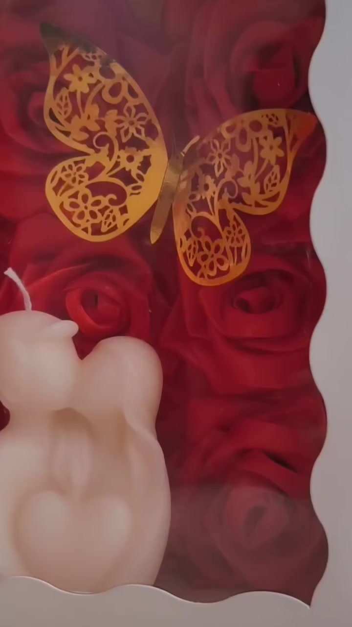 خلي هديتك مميزة بهاليوم المميز "2/14"🙂‍↔✨
أحلى هدية بمناسبة عيد الحب❤
بوكس الورد الدائم مع شمعة بعطر لطيف ينطي لمسة رومانسية للجو🫂❤
السعر 20 الف مع التغليف🎁
 التوصيل مجاني🫶
يوجد توصيل لجميع محافضات العراق 
للطلب دايركت📩


**إذا كنت صاحب هذا الإعلان وتريد حذفه لأي سبب، رجاءا أرسل رسالة إلى الدعم الفني**