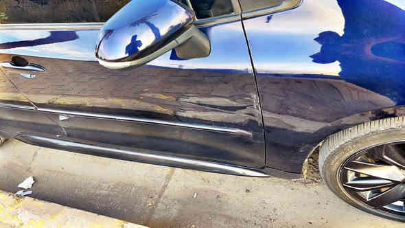 السلام عليكم عندي كورلا XSE بلاك ادشن اعلى فئة موديل 2023 بدون ايرباك فول مواصفات 1/1 ماشية 15 الف 
محرك 2000
فتحة 
بصمة
تشغيل عن بعد
بجم كبس 
سستم زنون بلاد 
ليد امامي خلفي 
لحية بلاد 
رادار و نظام ملاحة نظام تعديل المسار 
رادار جانبي 
PDS امامي 
رادار خلفي وجانبي 
كامرة خلفية متحركة 
كشنات جلد لونين مطعم بلاد
كشنات كهرباء
تدفئة كشنات 
شحن لاسلكي
شاشة car play بلاد 
شفتات ستيرن رياضي بلاد 
3 أنظمة قيادة 
ويل 18 رياضي 
تخم تاير جديد بلاد
السيارة بجم كبس حادثها شبر بل الباب عكس السايق والجاملغ نفسة مشدود ما بية شي 

السعر 160 ورقة وبيها مجال

ملاحظة : السيارة بدون ارقام 

الاستفسار الاتصال *********** متواجد واتساب وماسنجر
