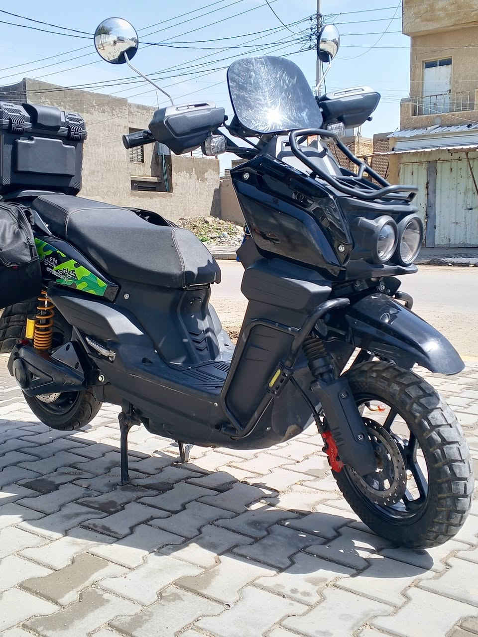 #متاح
درجة شحن اباتشي جديده
بطاريات مسطر 6 
كامله من كلشي 
جنط رحاله 3 
سعر 900
شارع مقابيل الرياضي شارع الصديق قرب مدرسه الخطاب 
الهاتف ***********
