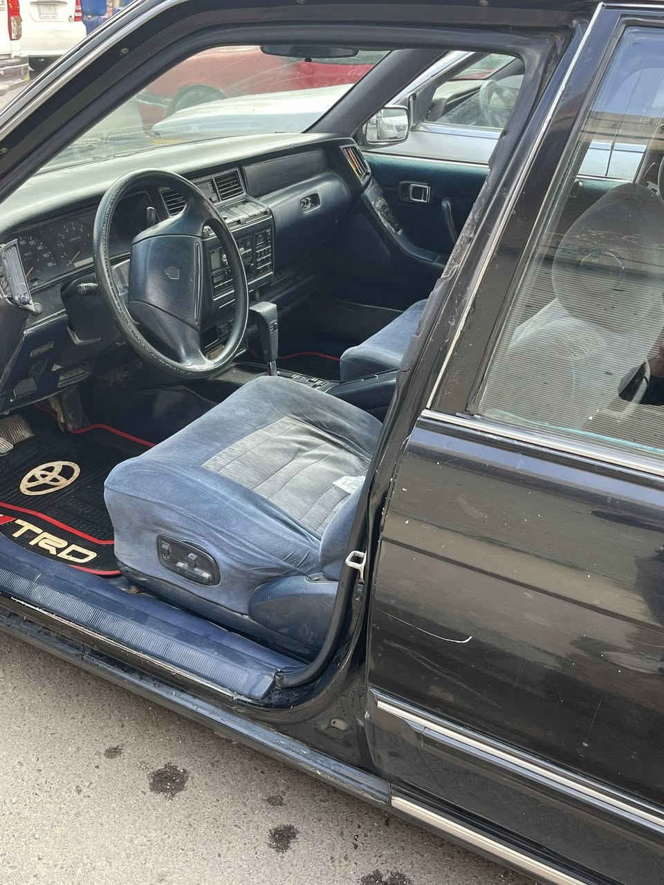 البيع سياره سيدان موديل 1991رقم نينوي إنكليزي شرط تحويل مكينه وكير شرط إلا صرف ولا نفخ سياره بس بيه بونيد صبغ مكينته مال بطه 2500 سعر البيع 55بيها مجال الطيبين العنوان موصل جانب الأيمن ***********
