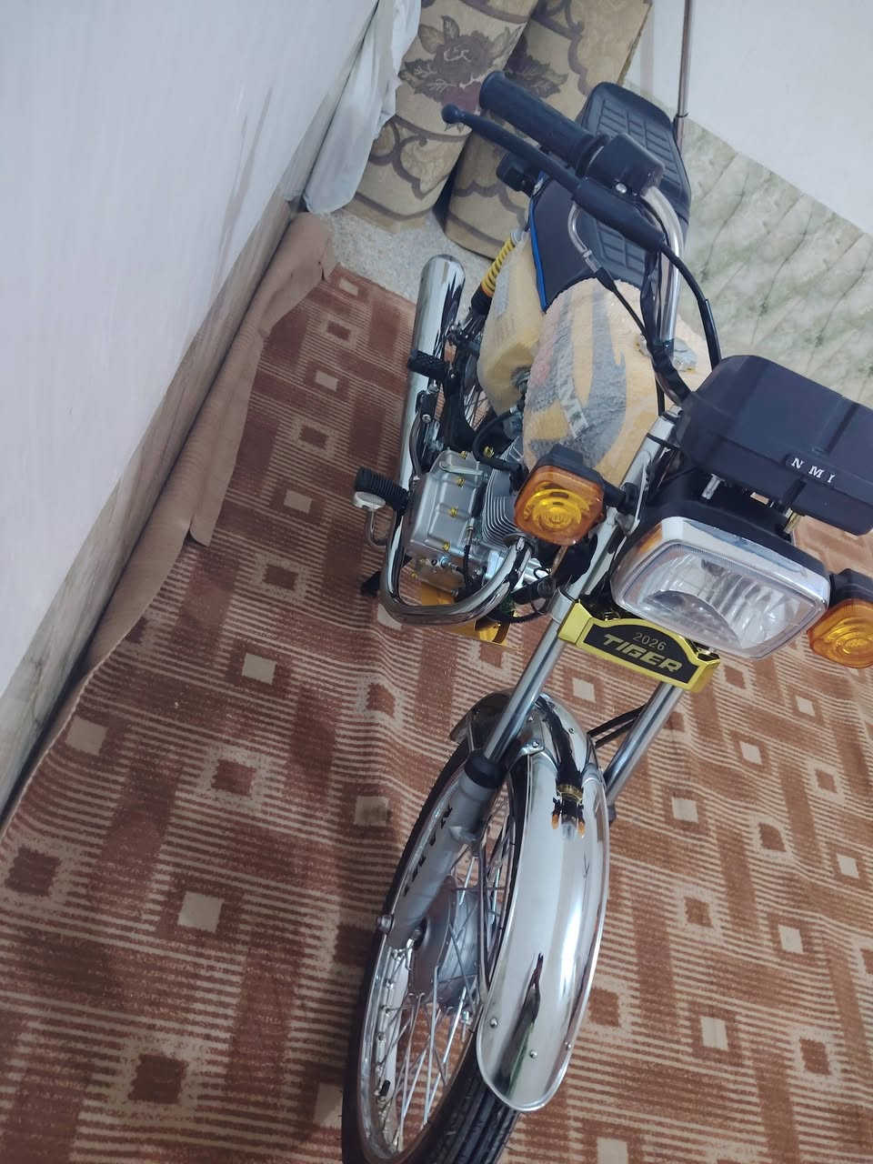 دراجه للبيع اتصال ع الرقم ***********
