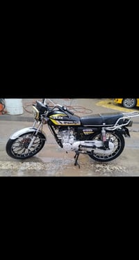 دراجهه 24للبيع شرط محرك ماطاخته صبانه دراجه خير من الله منفيس موجود ال...