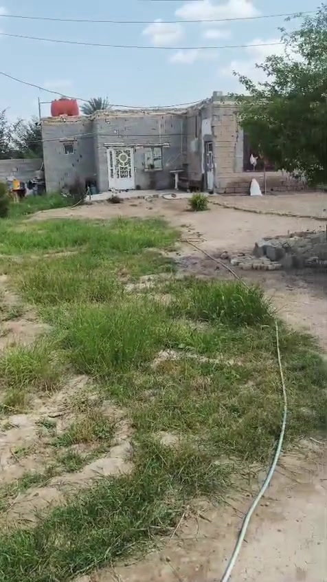 ياالله دار البيع المساحه معه البيت 800متر الزبيديه منطقة الفردوس البيت عكاده مسيج قسم بيارسي وبلوك البيت صاير ركنين على اشارعين الاستفسار الاتصال على الرقم ***********
***********
ملاحظة واذا اكو مراوس داخل الزبيديه

