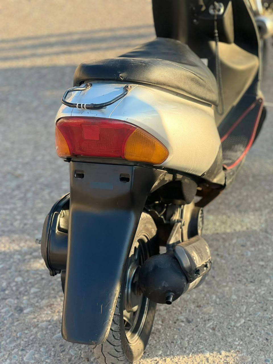 السلام عليكم دراجه نظيفه ما مفتوح وكيل صار لها شهرين سعر 550 وبيه***********
