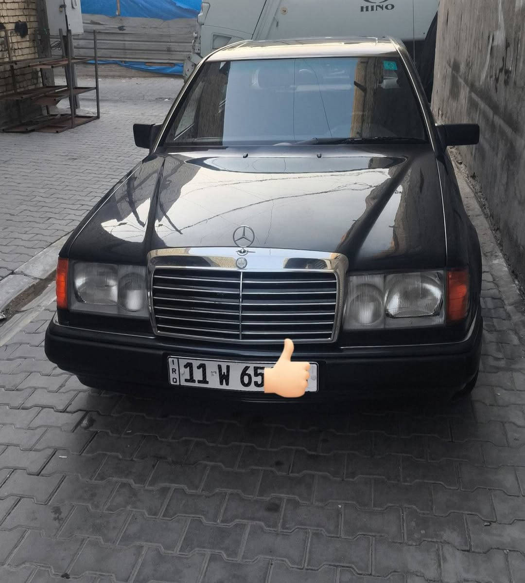 السلام عليكم مرسيدس
موديل 91 
تبريد شغال
كراسي كهرباء
جام كهرباء
سلايت شغال
قواعد سليمه
محرك بخار من القبق 
محرك 300 قبق اسود
منضومه بانزين جديده 
السعر 75
العنوان بغداد
رقم بغداد
الرقم:***********
***********
