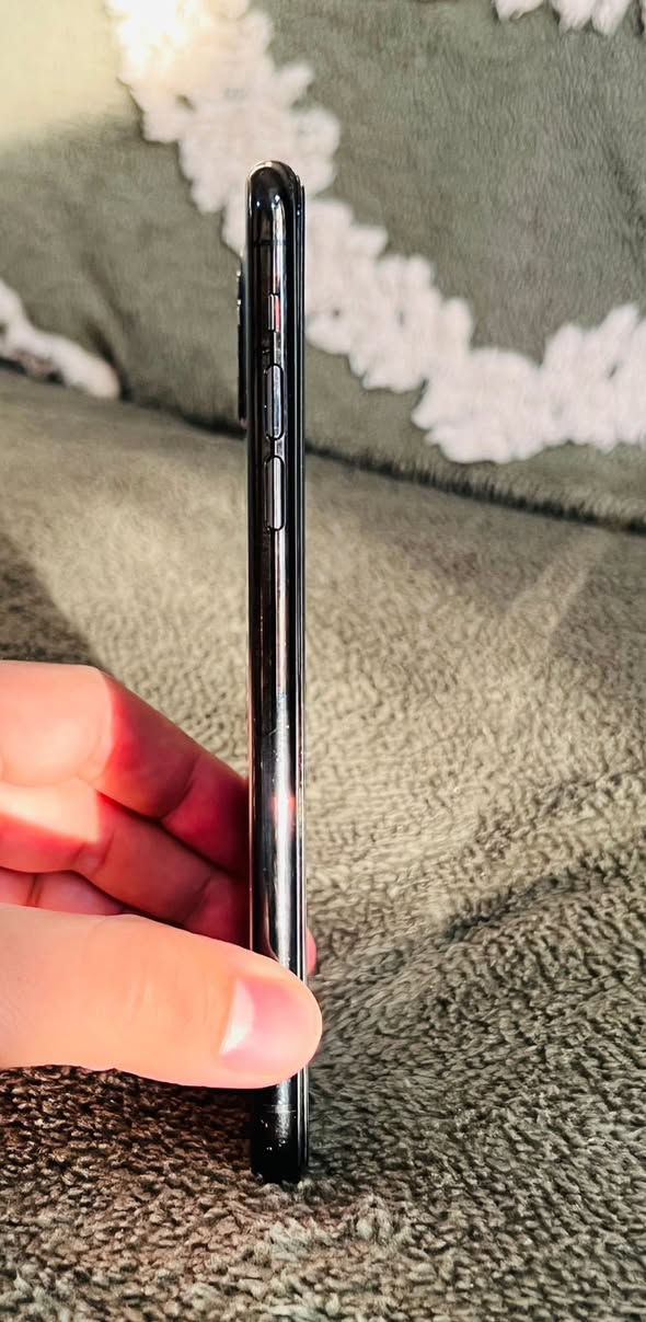 ايفون 11برو مكاس
ذاكره 256

البطارية 78

السعر 370

جهاز جداً نظيف ع وضع شركة

مكاني قوس بغداد الدوره

ملاحظة جهاز ويا بطارية اصلية بس ممبدلة 
اروس 15برو ماكس عادي

***********
