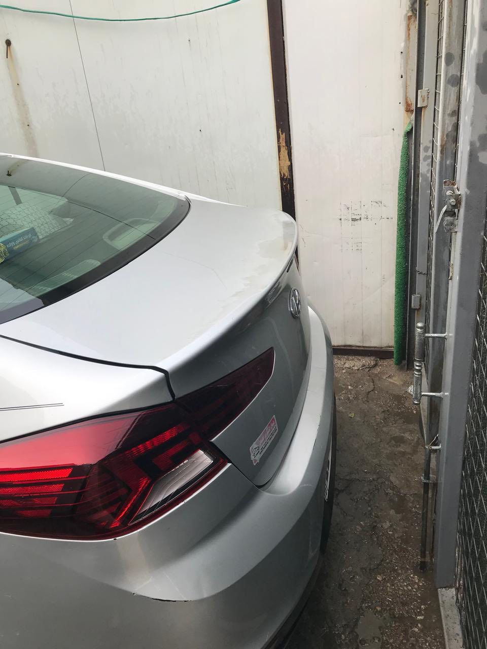 هونداي النترا ٢٠١٩ 
سياره نظيفه 
ماشية ٧٥ الف وارد امريكي 
حادثها كما موضح بالصور
رقم بغداد دولي بأسمي تحويل مباشر 
السعر ١٤٢ ورقه وبيه مجال بسيط حق الجيه
مكاني بغداد / حي اور
للبيع فقط مكلف بالنشر الاتصال عالرقم 
أي استفسار/ ‭٠٧٧١ ٣٨٥ ٠١٠٦‬
