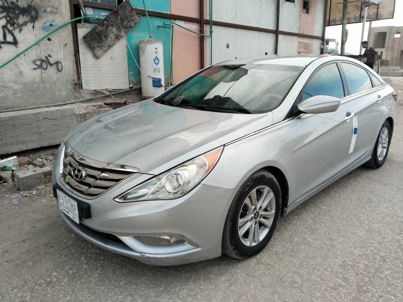 سوناتا موديل ٢٠١٣ وارد امريكي حادث بابين فقط جهت اليمين بدون دواخل سونار موجود السعر ١١٥ بيه مجال *********** العنوان بابل
