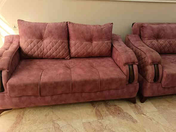 تخم قنفات عدد 7  مستعمل ونظيف جدا مابي اي ضرر او كسر نهائيا سعر 400  الدورة جمعية خير الله للاتصال ***********
