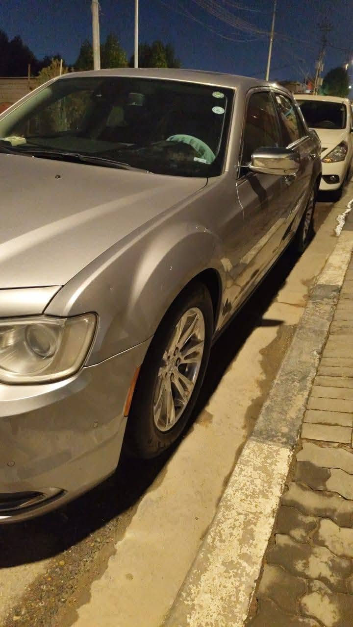 كلايزر فئةc موديل2017 محرك 6سلندر فول مواصفات عدا البرده الخلفيه رقم اربيل .. للتواصل هاتف ***********
