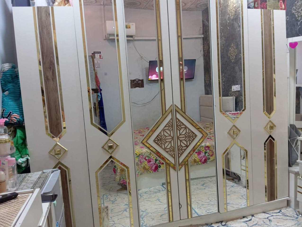 غرفة نوم تركية حلوة ومرتبة السعر 400 والشراي يدلل البصرة, العراق


**إذا كنت صاحب هذا الإعلان وتريد حذفه لأي سبب، رجاءا أرسل رسالة إلى الدعم الفني**