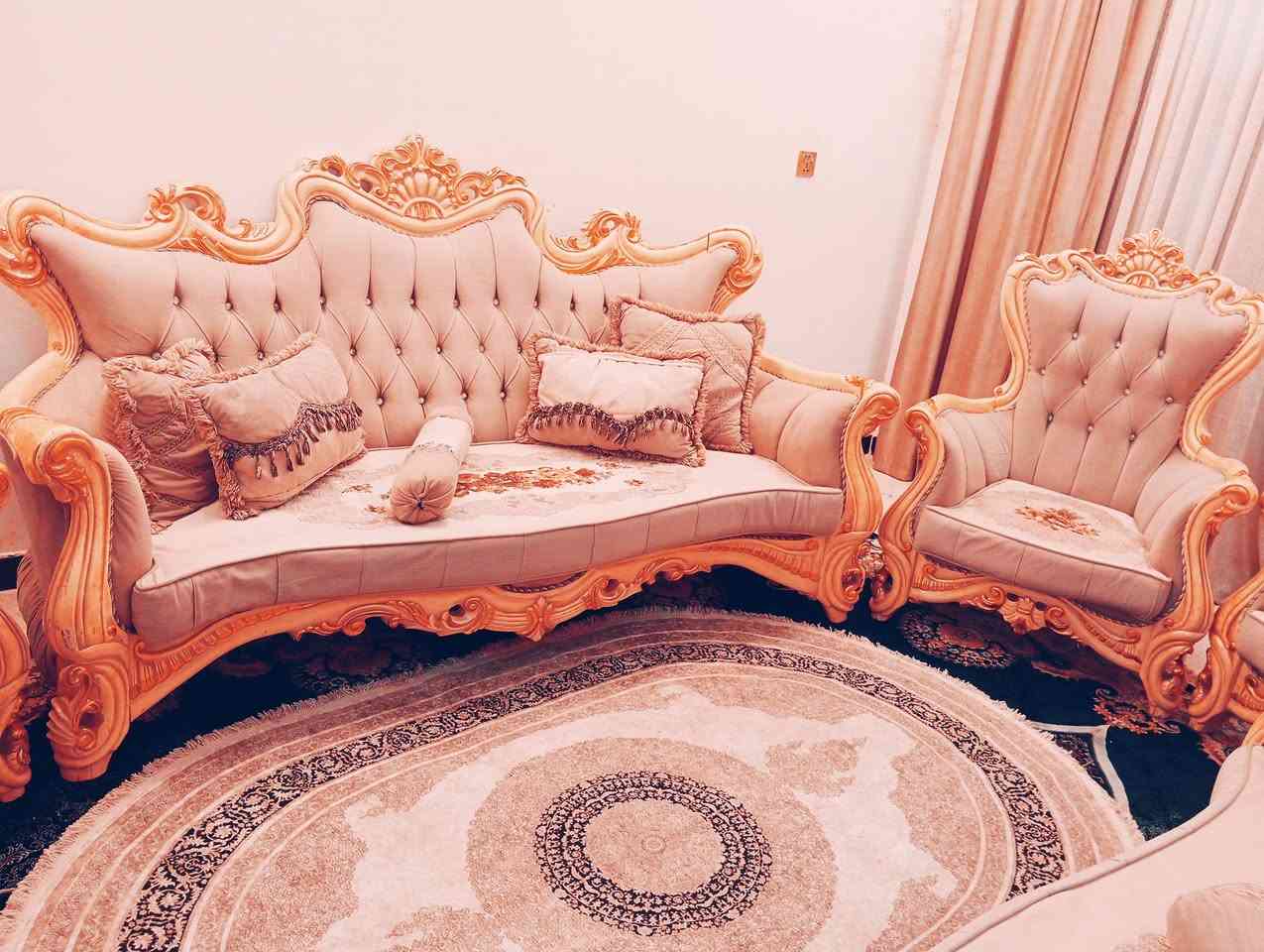 تخم زان ملكي 10مقاعد للتواصل ***********
