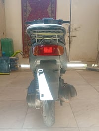 ٢٠٠٣ • مكفولة • زنون