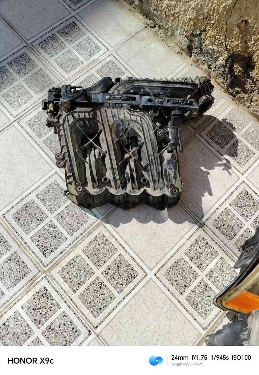 للبيع غارض سوناتا حاويه كلهن ما مستخدمهن راديتر ماء +تبريد+مروحه حاويه السعر 75  ماصدات عوزن جلي بس اصليات حاويه السعر 40قفل دكشن بارد محرك سته سلندر  مع ملحقاته نظيف جدا السعر 35 جويتر شغال وع الفحص السعر 25 الف مكاني بابل ***********
