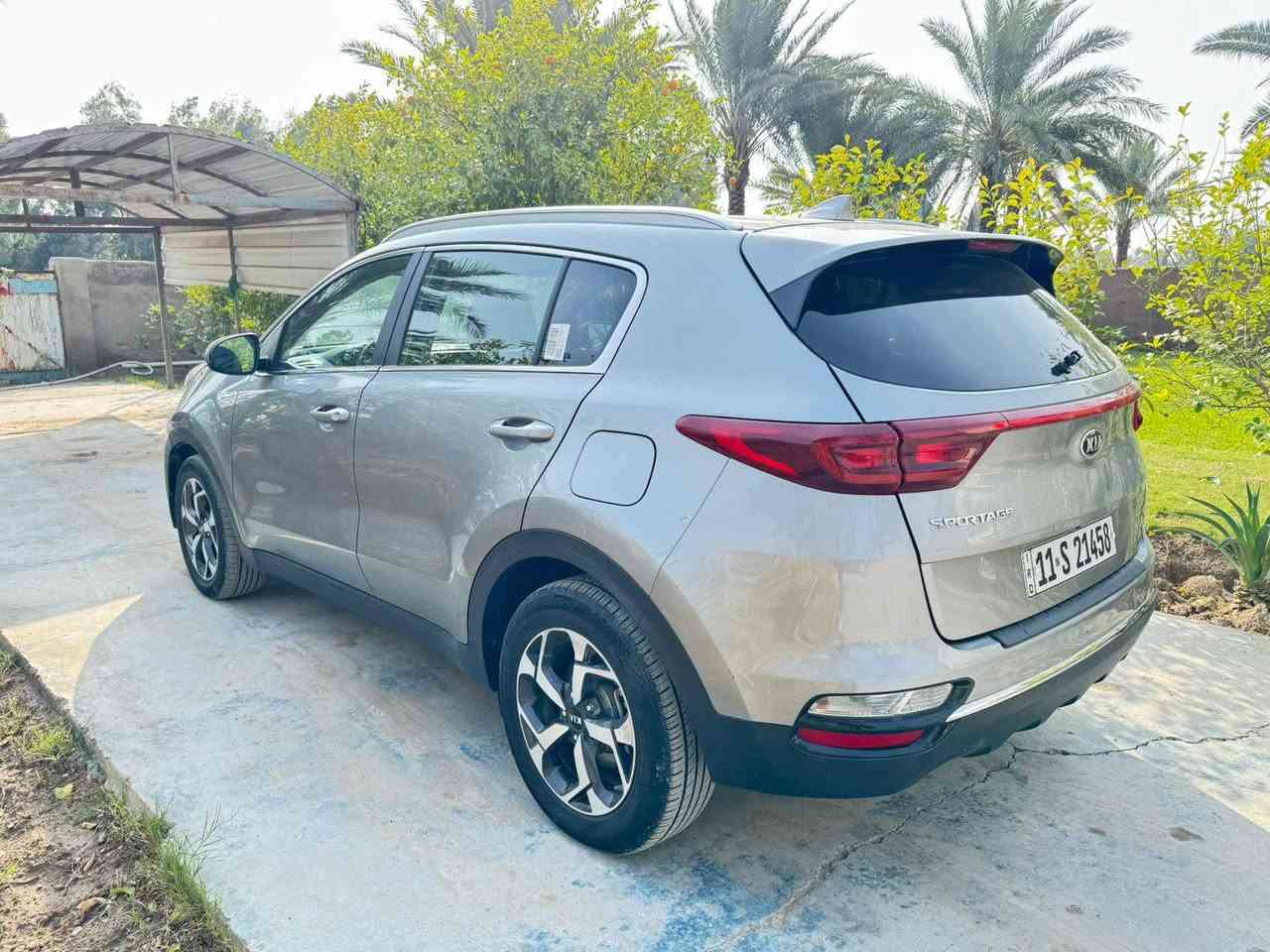 السلام عليكم 
كيا سبورتج موديل ٢٠٢٢
رقم بغداد باسمي تحويل مباشر هزه وسنويه جديده حادث السياره جاملغ وبنيد 
العنوان بابل الحله
السعر ١٥٨ مع مجال 
للاستفسار 
***********
***********
