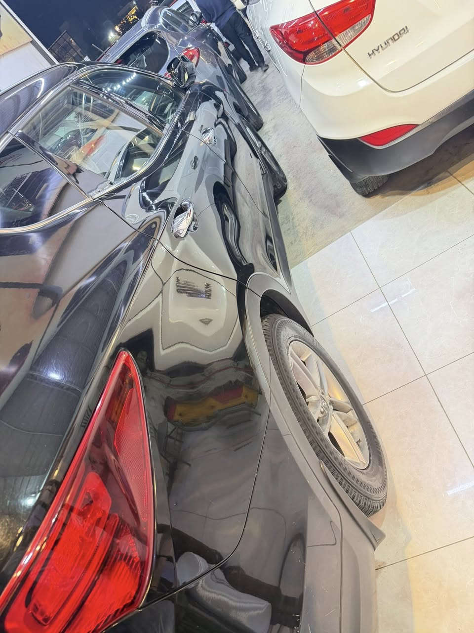 يا الله سلام عليكم سنتافية 2018نص فول أمريكيه صبغ قطعه وحده فقط الجاملغ الأمامي مال صفحه الصدر بدون دواخل بدون ايشي سياره كامله مابيها نقص برغي كشنات تدفئه نظيفه حيلل رقمها اربيل ثاني يوم تحويل باسمك سعرها 155 ورقه وبيها مجال حك الجيه مكاني بغداد الغزاليه لالستسفار ***********
