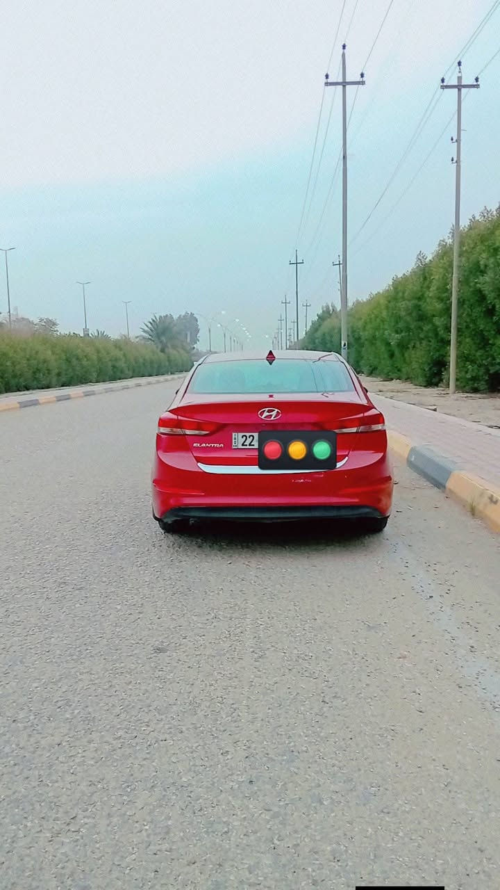 السلام عليكم النترا 2017 وارد امريكي رقم اربيل انكليزي شرط المداور  مكينه 2000 دوش كير مكينه كفاله بيها صبغ 4 قطع كلير فقط بدون ضربه ماشيه 90 السعر 118 او بيها مجال قليل المكان كربلاء السياحي رقم الهاتف ***********  مامتواجد عل فيس مكلف بالنشر
