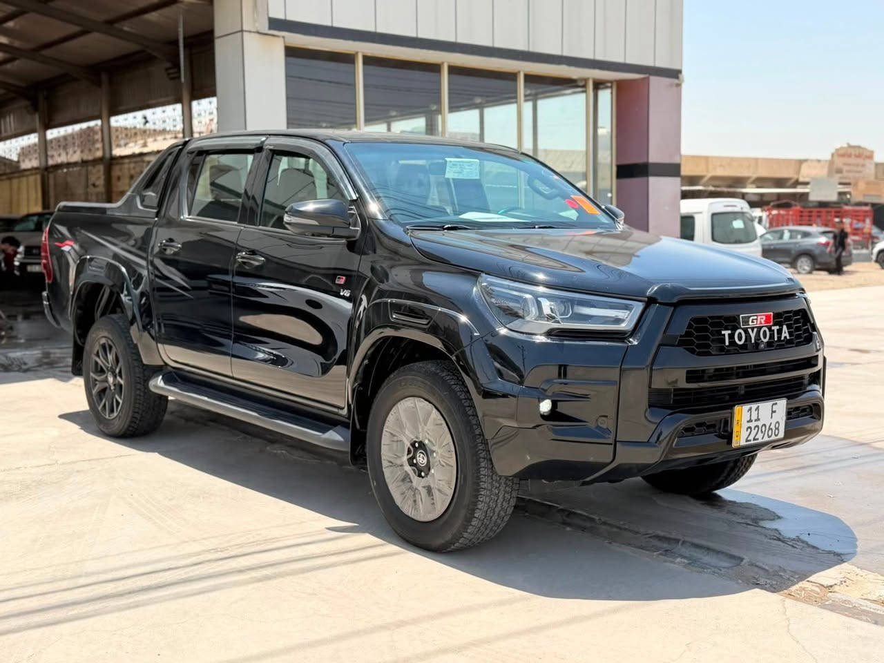🚘 للبيع | تويوتا هايلوكس GR Sport 2022

المواصفات

* موديل: 2022
* كفالة عامة
* استخدام خفيف جداً
* أعلى فئة: GR Sport
* محرك V6
* دفع رباعي 4x4
* 4 كاميرات
* شاشة كبيرة
* حساسات خلفية
* تشغيل بصمة
* مقعد أمامي كهربائي
* داخلية جلد + شامواه
* تحكم بالدركسون
* تبريد قطعتين

السعر 375 $ قابل للمراوس

الموقع

بغداد – جسر ديالى – تقاطع النهروان

للتواصل

***********
***********
