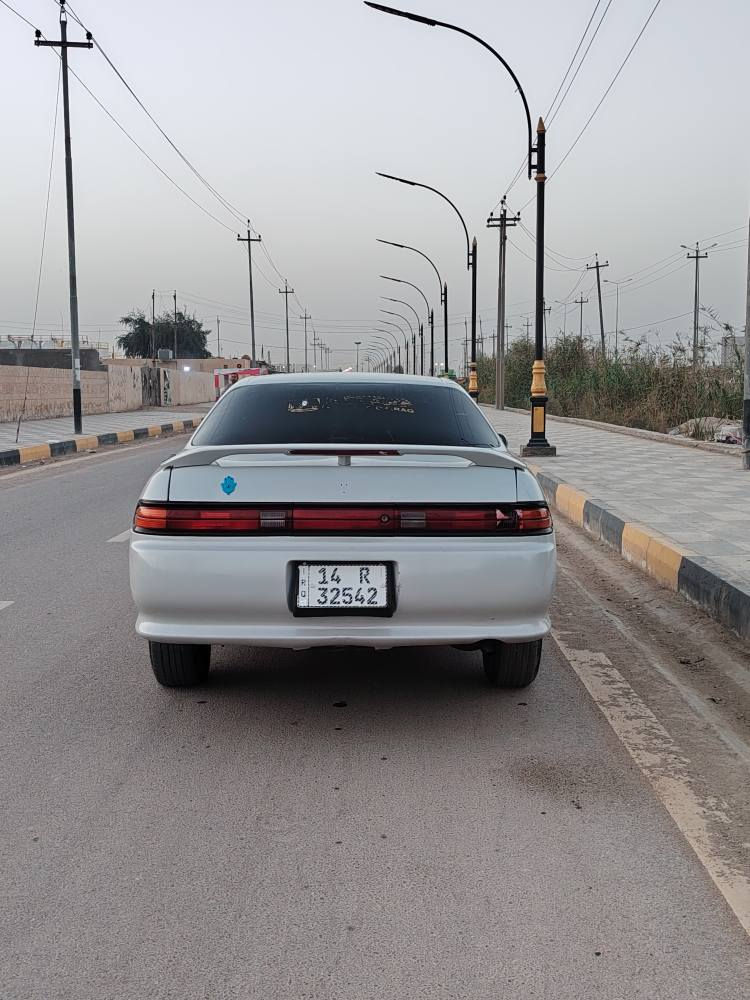 السلام عليكم
سياره مارك نفخ موديل ٢٠٠٠ 
كفاله كص ونقل جثه وعيب شرعي 
رقم بصره انكليزي باسمي 
سنويه ل٣٠ 
كير مكينه كفاله 
حداده تخم تاير خير من الله 
منضومه زنون عالي وناصي 
السياره مصبوغة صبغ عام جماليه 
السعر ٦٥ وبيه مجال للشراي 
مكاني ناصريه قلعه سكر
***********
