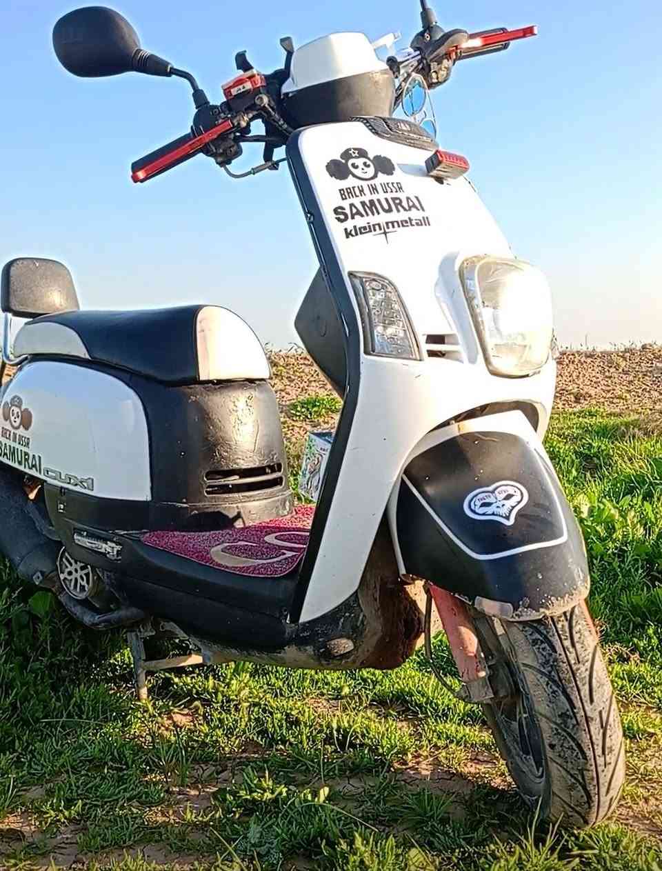 متاح بوليس لبيع عوزو بس سلف كهربائية شغال كله مكان موصل سهل نينوه سعر 750 رجلاء الي ما يعرف بي لا يكسر بل ماطور خاص مفتوح /***********
