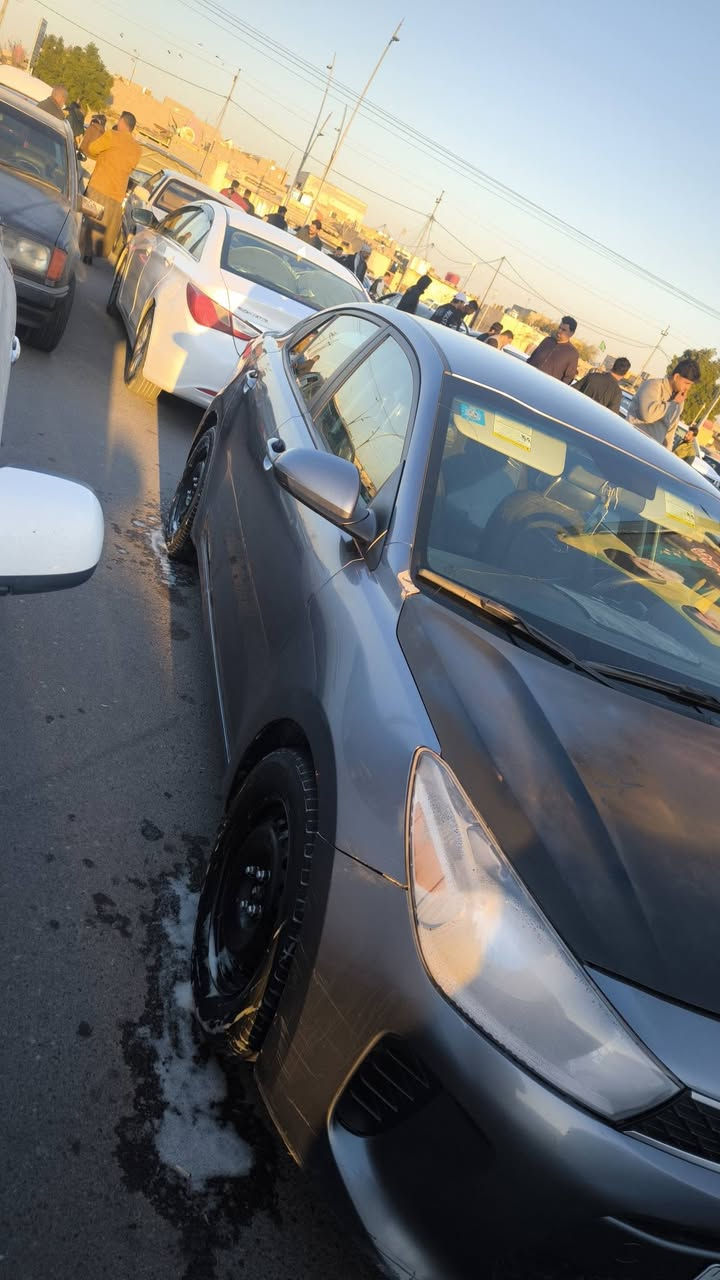 السلام عليكم كيه ريو وارد امريكي موديل 2019 حره بصره رقم جديد بسمي حادث كلش حلو خلفي بس الحوض ماواصل وبالعراق صار عندي بيه تبديل بنيد وبارد خفيف باب السايق والمدكر الخلفي بي شوي صبغ كد جف *********** والسعر100 وبيه مجال
