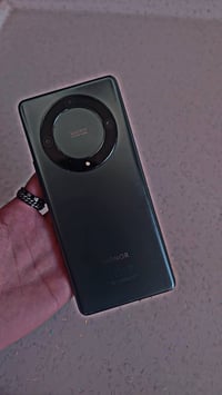 ورحمه الله وبركاته هونر X9a 5G الذكرى 256 الرام 12 الجهاز ما مفتوح  بس...