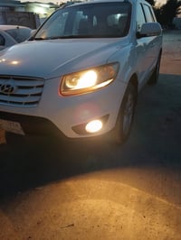 سيارة سنتافية للبيع جاهزة محرك ٦ جديدة بمعنى الكلمة اتصال 07802249359