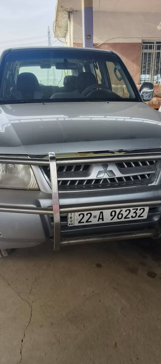 السلام عليكم
للبيع مشتبوشي باجيروا 
موديل 2005
رقم اربيل 
هزة وسنويه جديده 
الشريعي يبيعك 
شرط تحويل 
بدون صبغ بدون ضربة
كير محرك اكسن لو كير طخم شرط
ترايك بصرة السيارة جاهزه
تدفئه تبريد شغال
سيارة مال بيت 
كابون موجود
السعر 105 وبيها مجال قليل 
التواصل مع 
***********
***********
