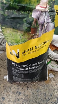 متوفر سماد عضوي حبيبي متكامل جميع العناصر الكبرى والصغرى واحماض الهيوم...