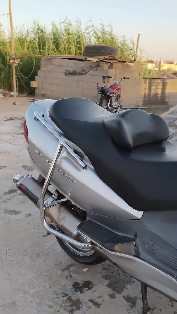من رخضت صاحب الكروب شباب دراجه سكاي ويلف الحجم ستميه وخمسين الدراجه نضافه فول كروز رياضي  وباقي الفاصيل خابرني وتدلل *********** العنوان كربلاء طويريج
