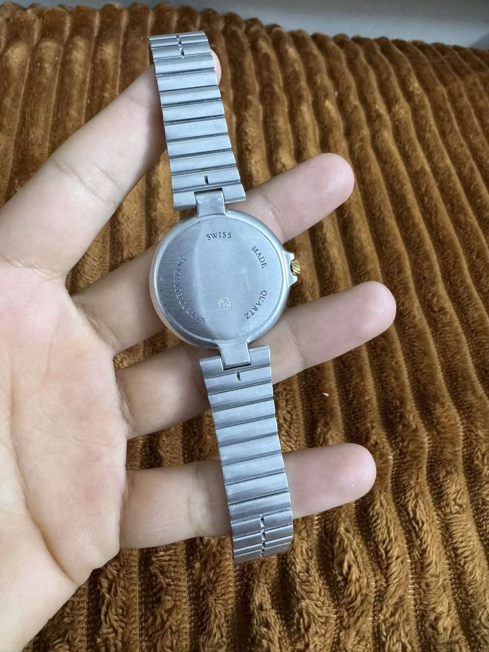 دنهل سويسري نظافه تامة كلجديد لليد الوسط فقط ١٥٥$


**إذا كنت صاحب هذا الإعلان وتريد حذفه لأي سبب، رجاءا أرسل رسالة إلى الدعم الفني**