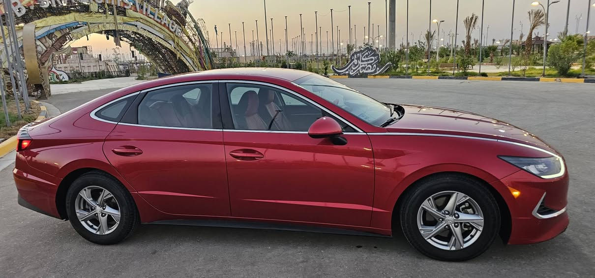 السلام عليكم 
هيونداي سوناتا 2021 للبيع او مراوس حسب القناعه
وارد امريكي  حادث داير فقط كد ٥اصابع صبغ الباقي كفاله
رقم اربيل بعدها ما منتهيه السنويه باسم شركه تريد تحويل او وكاله
المواصفات : 
.مكينه ٢٥٠٠ تنفس طبيعي
.رادارات 360 درجة 
.كراسي + (تدفئه 
.رادار مانع تصادم 
. رادارت جانبية ( تحذير النقطة العمياء ) 
. شاشة وسطية اكبر حجم 
. هاندبريك كهرباء 
. تحكم ستيرن جهتين 
. اضاءة امامية ليد 
. اضاءة امامية زينون 
. اضاءة خلفية ليد 
. تحديد سرعه 
. تحديد مسار
. سماعات نظام Bose
.مساحات اوتو ويا المطر تشتغل وحدها
العنوان البصره حي المهندسين 
لاستفسار مرايله او اتصال
 *********** 
*********** البصرة, العراق
