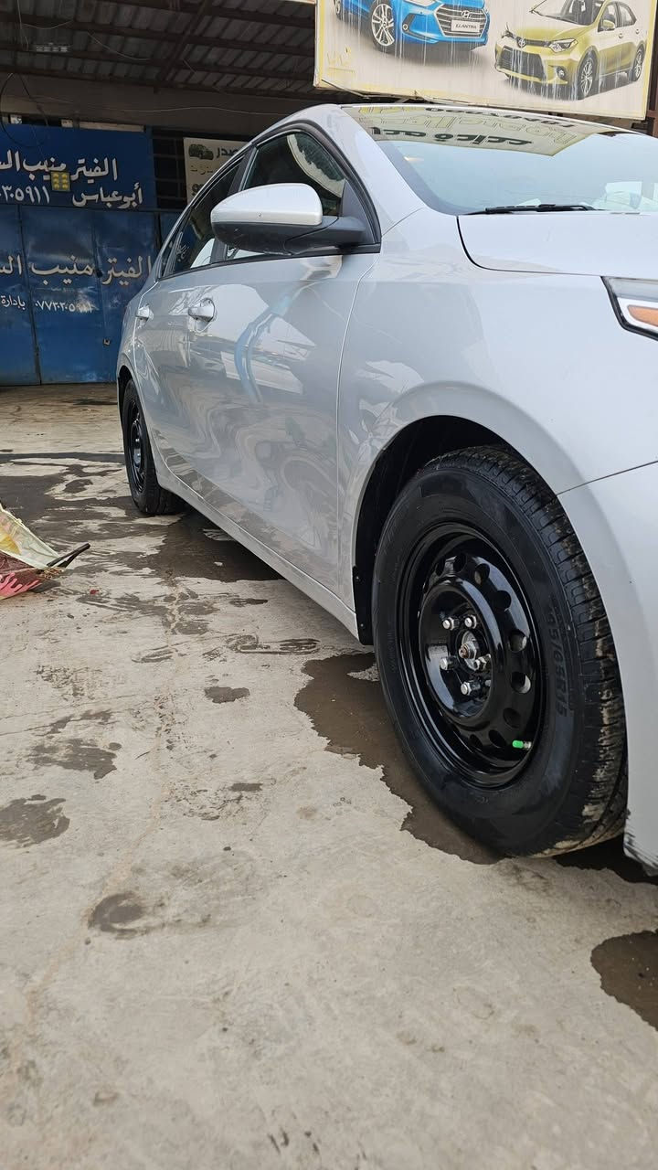 سلام عليكم فورتي 21 وارد امريكي حادث قبق جنطه رقم اربيل بسمي سياره 
الاستفار ***********
