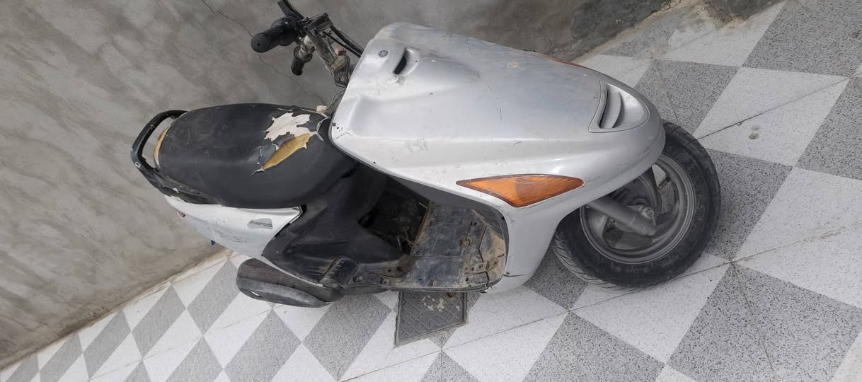 للبيع عوزاه بس واير مال سكليتر. محرك نضيف السعر ١٩٠ وبيهه مجال مكاني حله ***********
