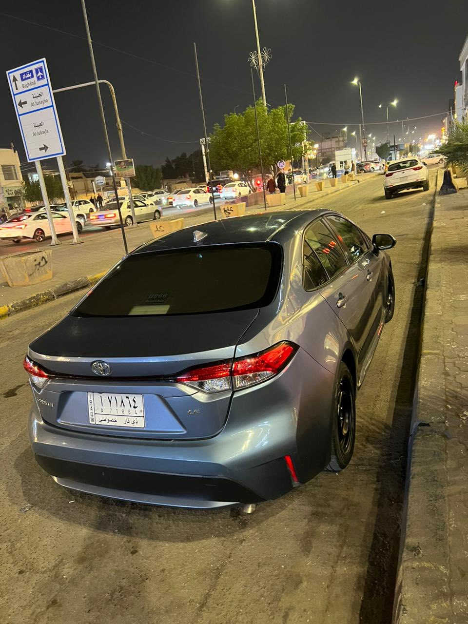 السلام عليكم كورلا وارد امريكي
حادث جاملغ وبنيد 
موديل 2021 
موصفات LE 
لايت زنون 
تبريد ثلج 
حداده عامه
تخم تاير 
السياره جاهزه من كلشي ماشاءلله 
مكينه 1800
لون بحري المعرف عنه 
السعر ١٢٣ وبيها مجال 
 ***********
