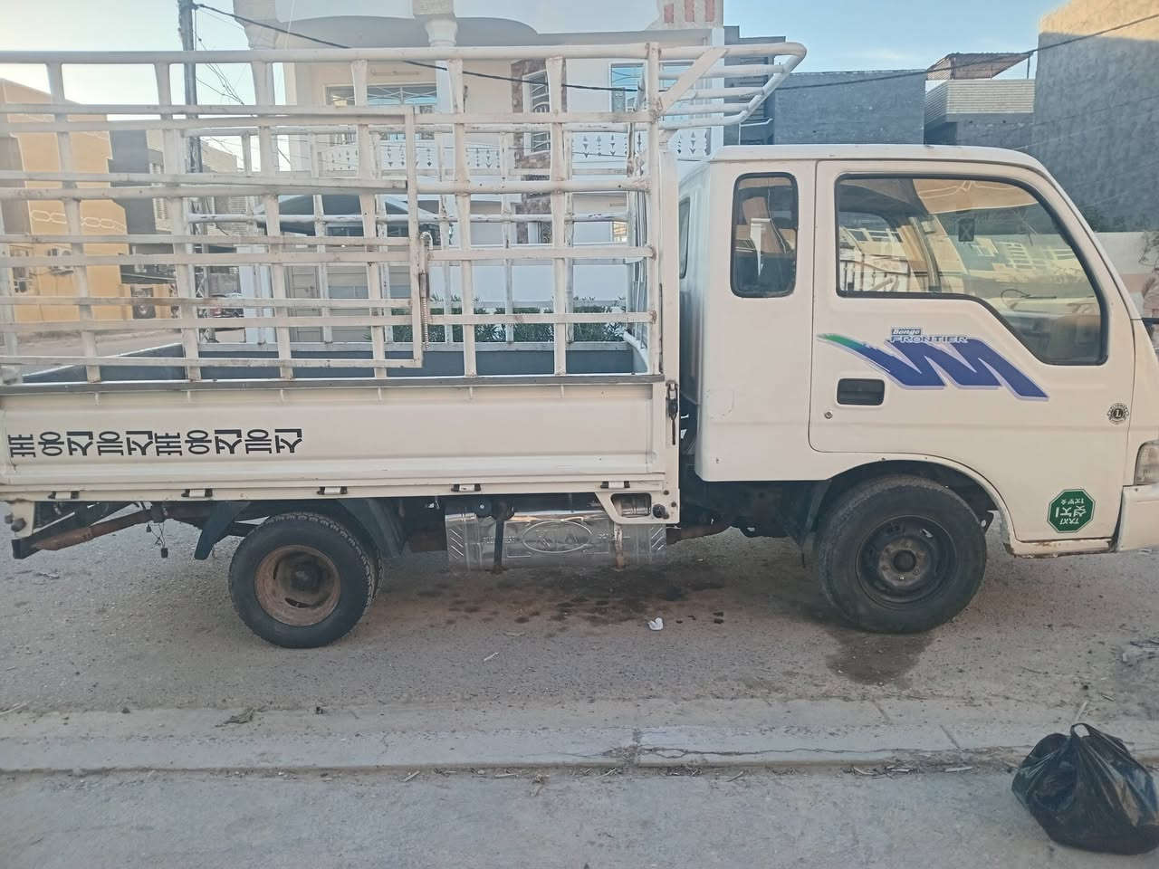 للبيع كيا حمل فونتيرا موديل ٩٩ لون ابيض سته جنكال رقم بغداد بأسمي مال جناي السياره جاهزه ماتصرف عليهه ربع رايدها ٥٨ والشراي اله شوفه مكاني بغداد محموديه 
***********
***********
