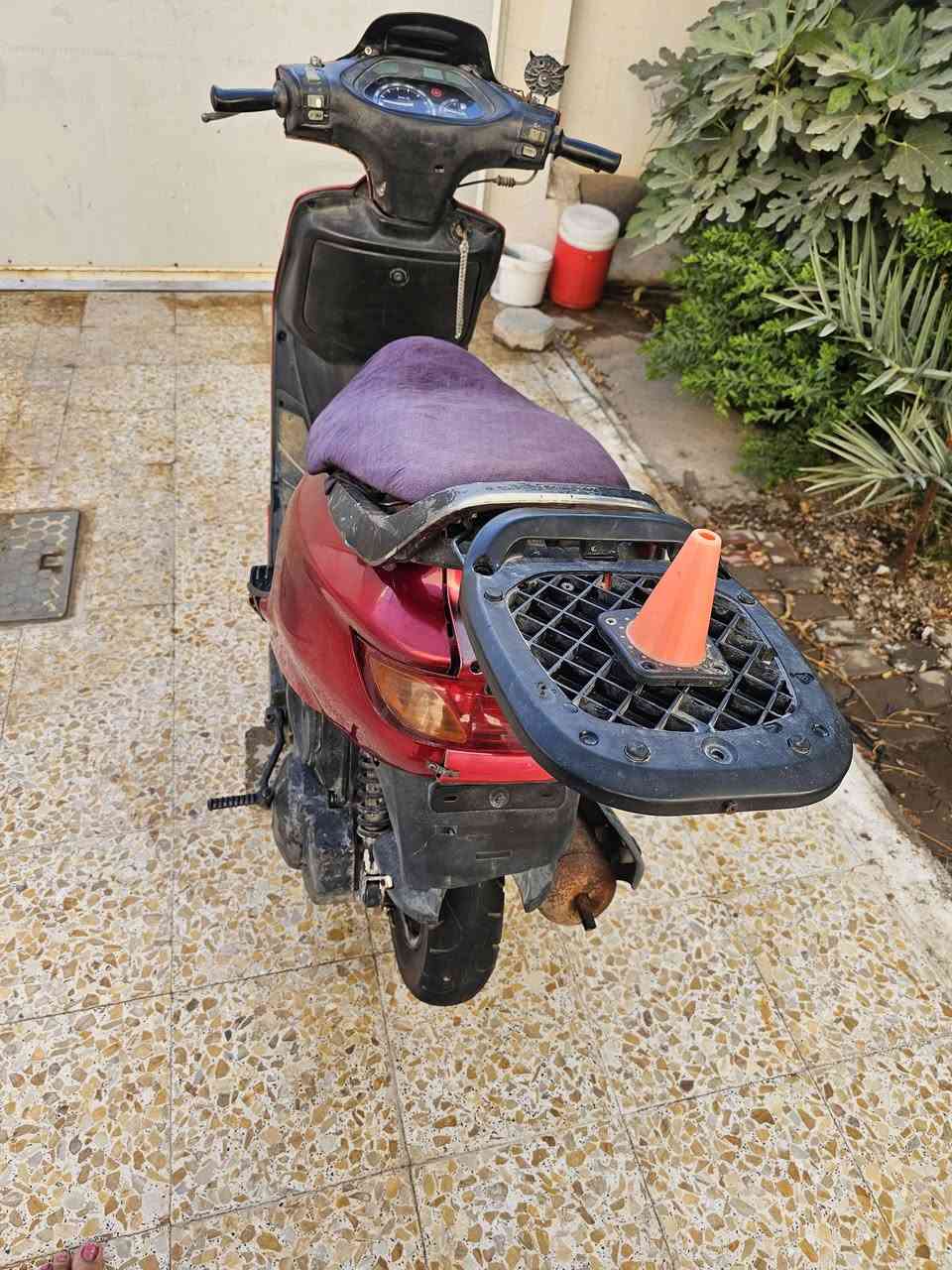 دراجه للبيع سعر ٢٠٠
***********
