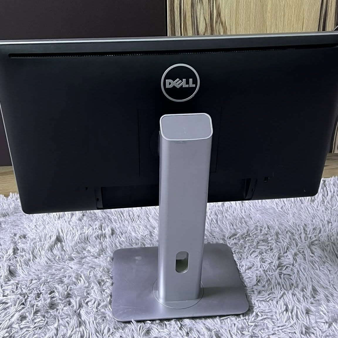 السلام عليكم 
شاشه نوع Dell اوربي
نسبه النظافه 95٪؜
السعر : 100 الف


**إذا كنت صاحب هذا الإعلان وتريد حذفه لأي سبب، رجاءا أرسل رسالة إلى الدعم الفني**