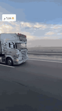 سلام عليكم سياره سكانية 2005سحال مزوج راس بلادي  مكينه 580 كير900 عربانه خالد جنابي رقم  ميسان بسمي تحويل ثاني يوم السعر 375 وبيه مجال الاستفسار ***********  ***********
