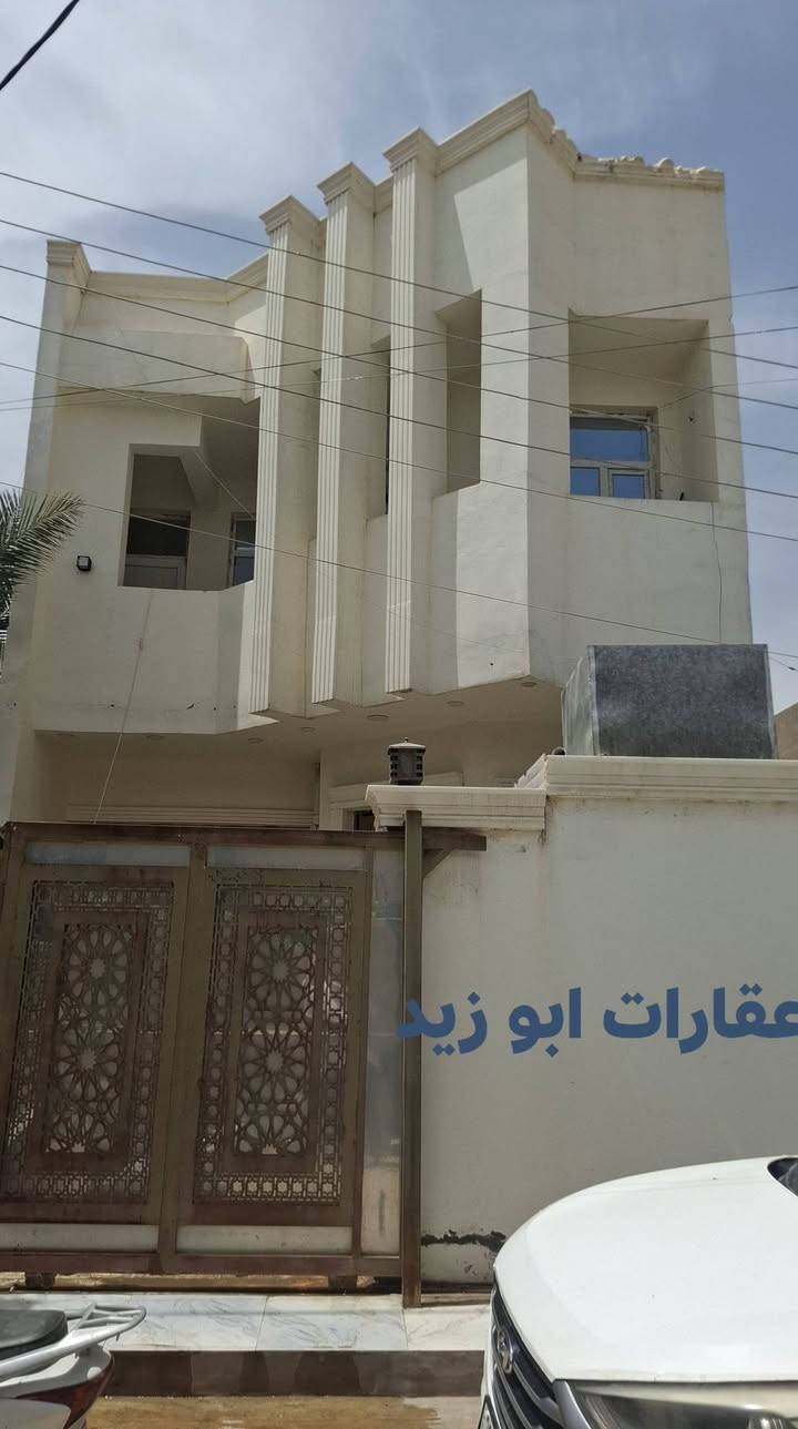 مشتمل للبيع في حي الجبرية الأولى مساحة ١٢٥متر شارع ٦متر 
٣غرف نوم بناء حديث 
بناء درجة أولى 
قريبة على الضباط 
اوراق اصولية 
السعر ٨٤مليون
للإستفسار ***********
