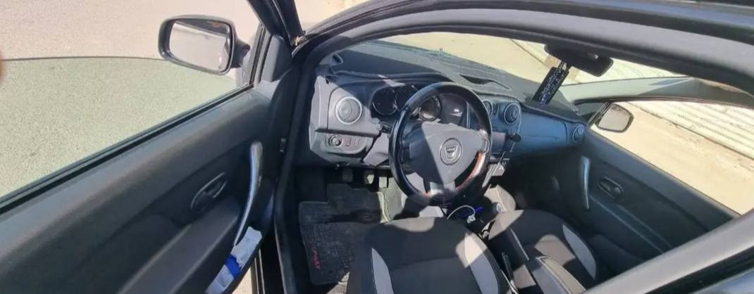 stepway mazot tout option mod 8/2016 mojoda f belfaa 
@07@12@64@30@01 بلفاع, اشتوكة أيت باها


**إذا كنت صاحب هذا الإعلان وتريد حذفه لأي سبب، رجاءا أرسل رسالة إلى الدعم الفني**