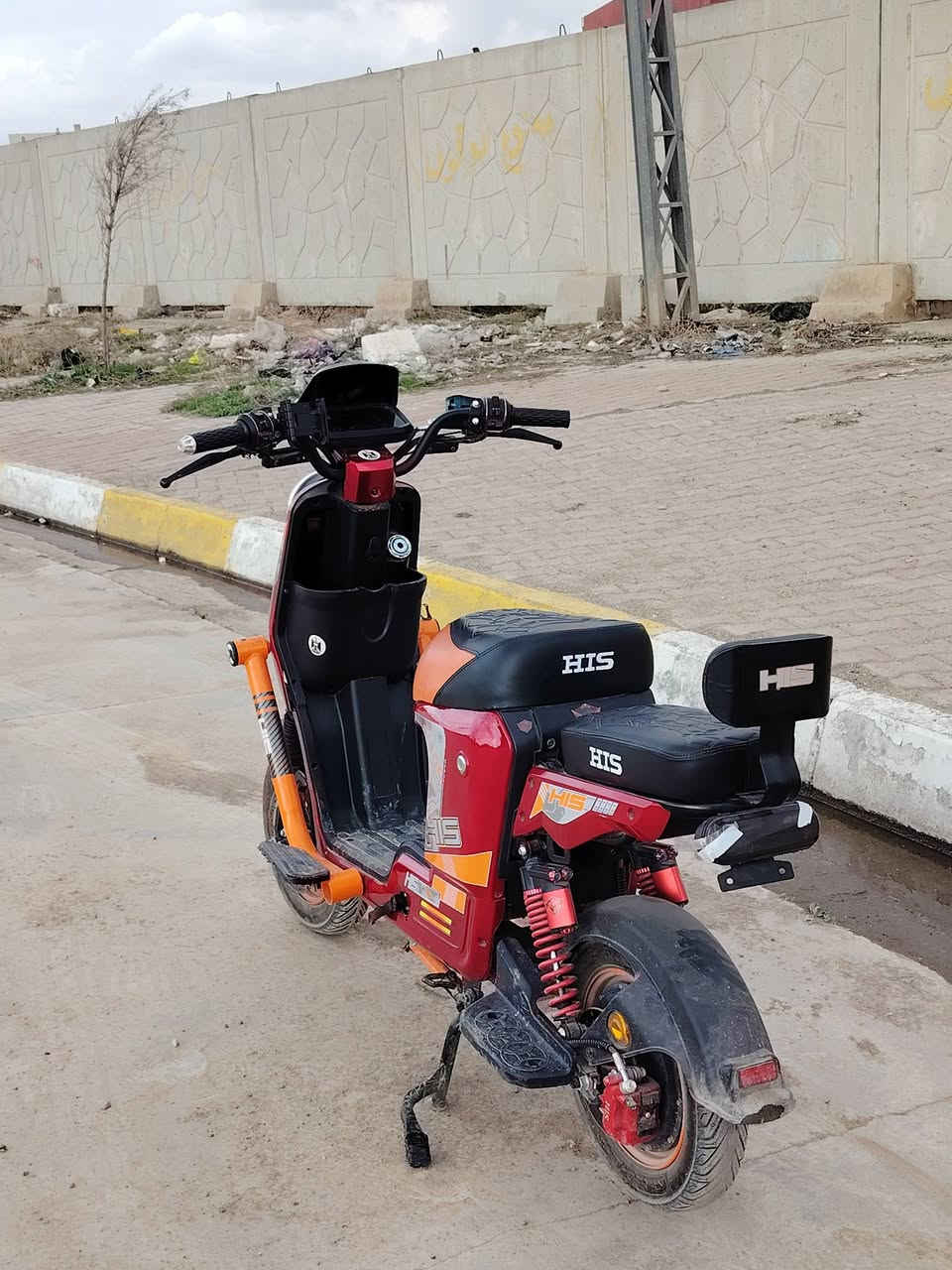 س
لام عليكم 
دراجه شحن نوعh900
 فول موصفات كامل شغال اي عطل مابي
سعر480الف


**إذا كنت صاحب هذا الإعلان وتريد حذفه لأي سبب، رجاءا أرسل رسالة إلى الدعم الفني**