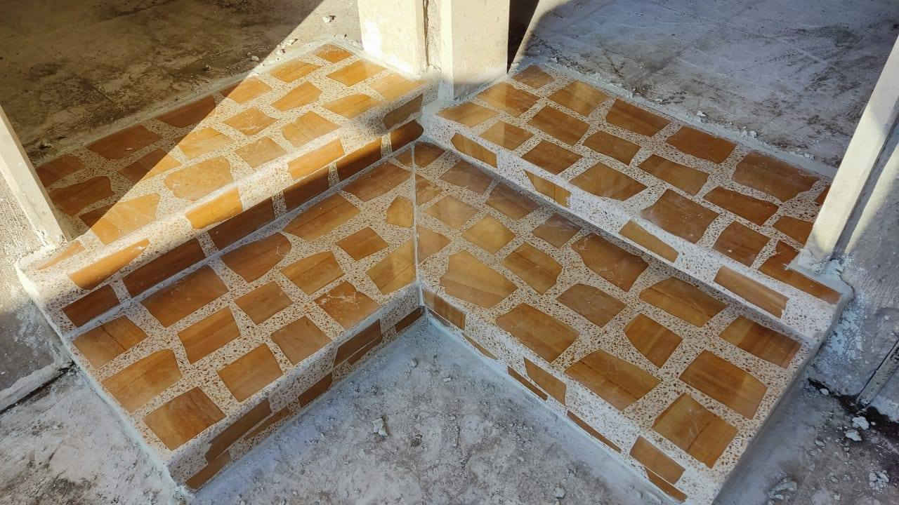 معمل الشروق لانتاج البايات بكافه انواعها التعليق والتغليف ومن افضل المواد والسمنت السعودي الموصل الملوثه الجانب الايمن باداره صالح ابو مثنى رقم الهاتف ***********
