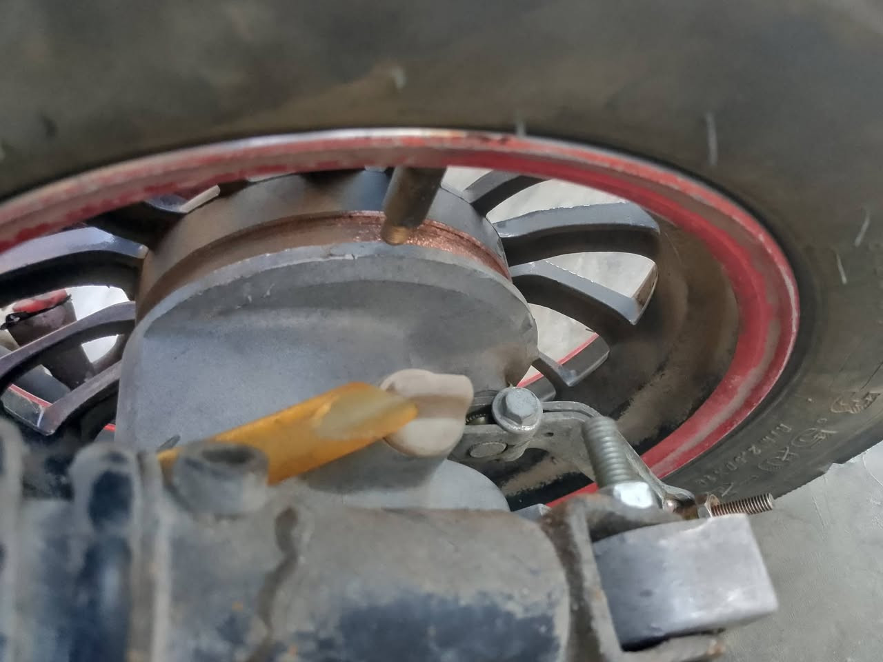 السلام عليكم موطور للبيع ماكس عدله ياباني  المحرك بي بدايت صرف هندر واحد سلف الكهرباء يات كلهن شغالت السعر 100اوبي مجال قليل العنوان شاطي الجدر للاستفسار الاتصال على الرقم  ***********
