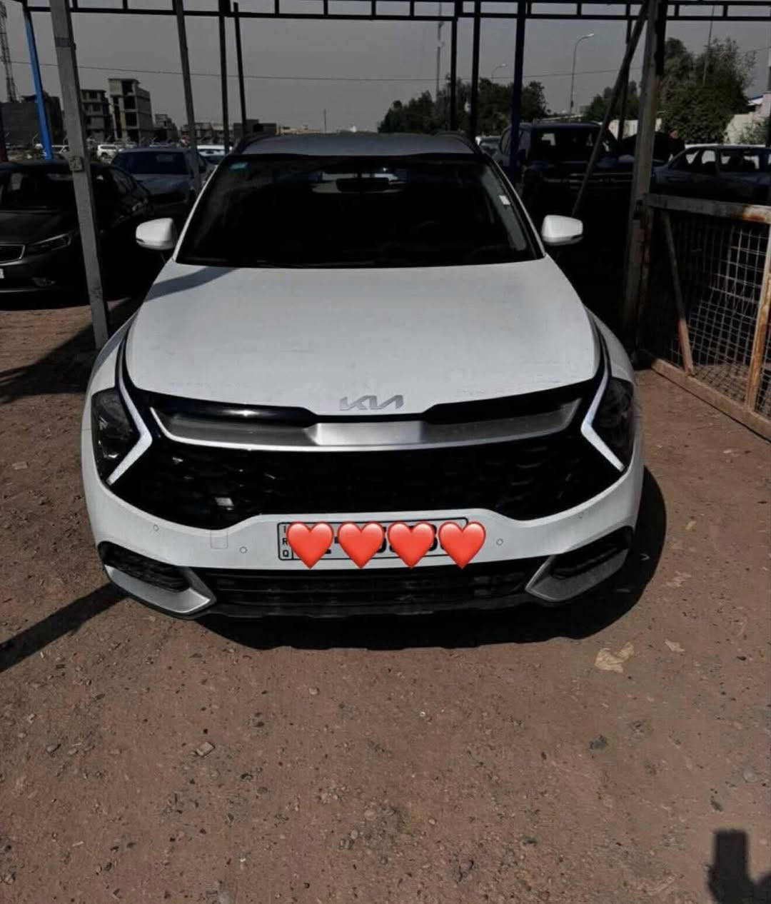 السلام عليكم سبورتج

رقمه بغداد 

للبيع موديل2024

سياره خليجي ماشيه 42 الف

سياره بي طخه خفيفه باب مفتوح 

صف سايق 

موصفات سياره كشنات كهرباء 
سعر 215 وبيه مجال

كشنات وسترن تئدفه

صندوق عادي 

دوليه ضمان 
العنوان المشتل شارع المعلمين 

ابيع فقط 

***********
