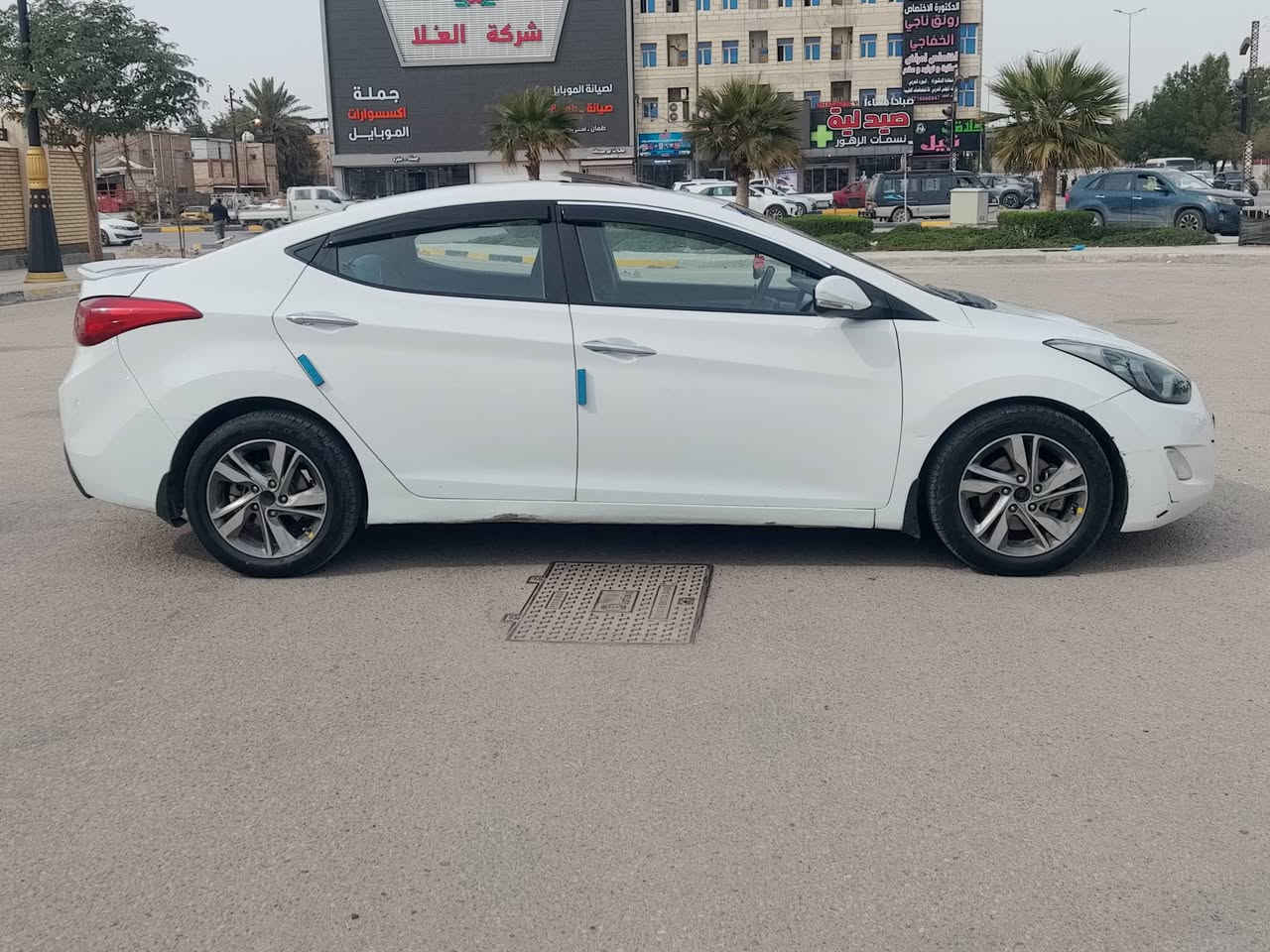 سلام عليكم سياره نوع النتره موديل 2015خليجي فول مواصفات فتحه شاشه كامره حساسات امامي خلفي تحكم ستيرن جهتين شاير مري مري شفط كفاله كير مكينه حداديه تخم تاير تبريد كفاله من ضربه او تبديل او صبغ عده 2مكانت جيلاتين  العنوان كربلاء السعر 113 بيه مجال رقم*********** الهاتف
